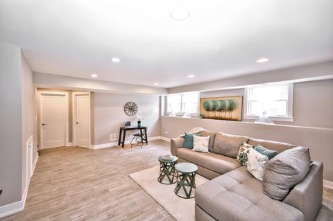 808 S William St, Mount Prospect, IL 60056 photo 39