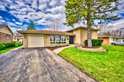 808 S William St, Mount Prospect, IL 60056 photo 1