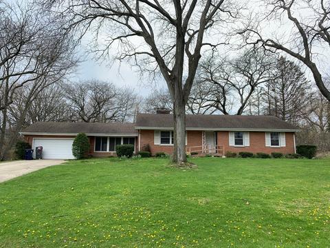 917 Forest Dr, Elgin, IL 60123 photo 1