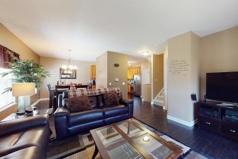 129 Monarch Dr, Streamwood, IL 60107 photo 7