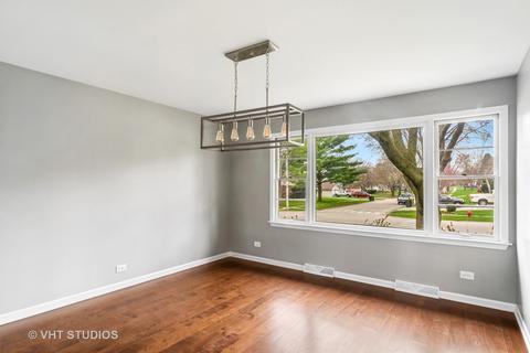 527 Crest Dr, Cary, IL 60013 photo 9
