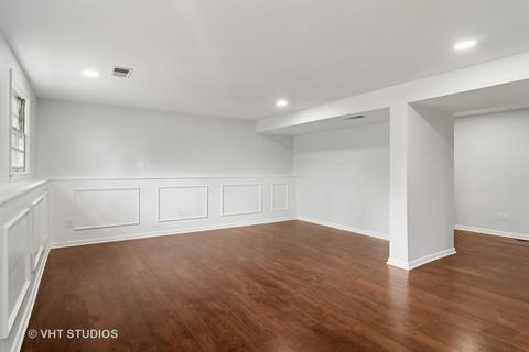 527 Crest Dr, Cary, IL 60013 photo 18