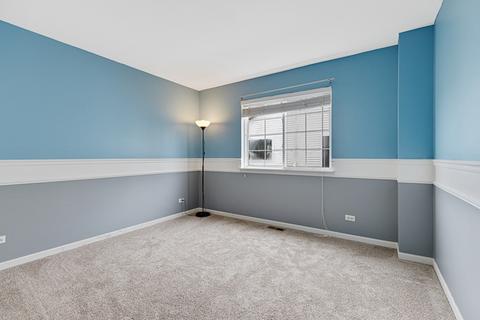 1660 Seaton Ln, Elgin, IL 60123 photo 18