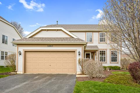 1660 Seaton Ln, Elgin, IL 60123 photo 2