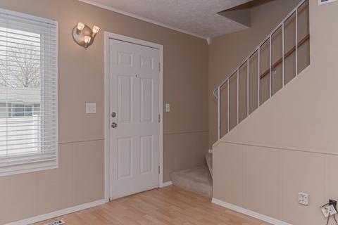 1402 Keller Rd #3, Normal, IL 61761 photo 3