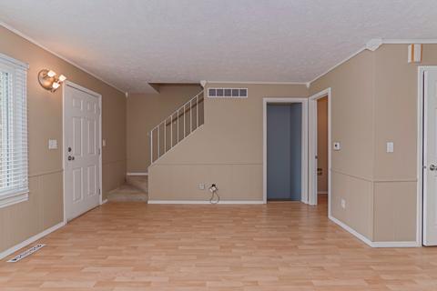 1402 Keller Rd #3, Normal, IL 61761 photo 4
