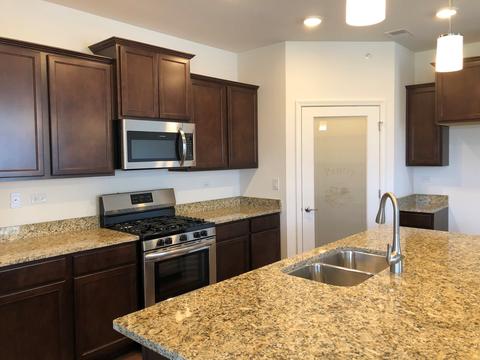 317 S Fork Dr, Gurnee, IL 60031 photo 7