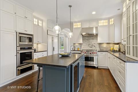 220 Wilmette Ave, Glenview, IL 60025 photo 2