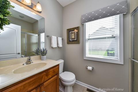 38 W392 Berquist Dr, Geneva, IL 60134 photo 12