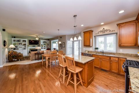 38 W392 Berquist Dr, Geneva, IL 60134 photo 6