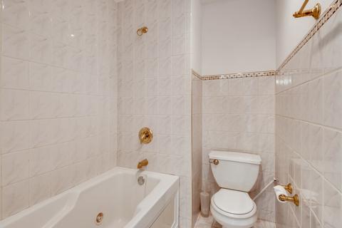 7536 Heritage Ct, Summit, IL 60501 photo 17