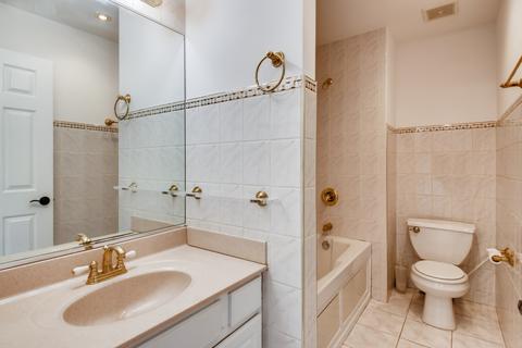 7536 Heritage Ct, Summit, IL 60501 photo 16