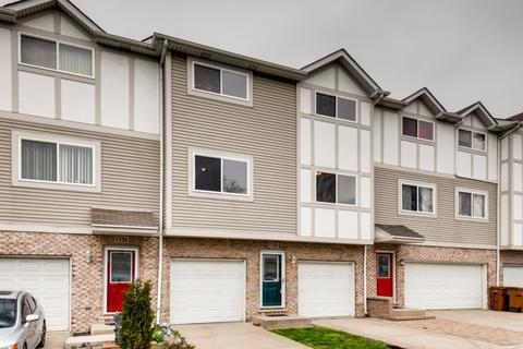 7536 Heritage Ct, Summit, IL 60501 photo 2