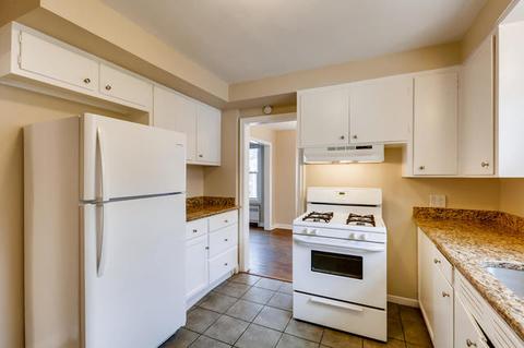850 Oakley Ave, Elgin, IL 60123 photo 7