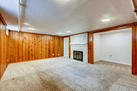 850 Oakley Ave, Elgin, IL 60123 photo 13