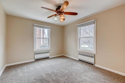 850 Oakley Ave, Elgin, IL 60123 photo 9