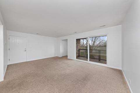 344 Sheridan Dr #2D, Willowbrook, IL 60527 photo 3