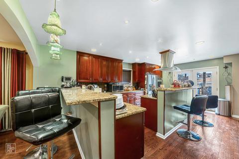 7625 S Honore St, Chicago, IL 60620 photo 5