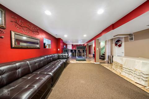 7625 S Honore St, Chicago, IL 60620 photo 18