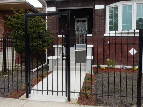 6745 S Artesian Ave, Chicago, IL 60629 photo 2