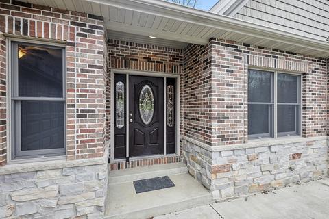 18919 Tomahawk Trl, Danvers, IL 61732 photo 3