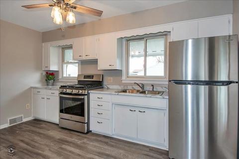 730 W Park Dr, Kankakee, IL 60901 photo 5