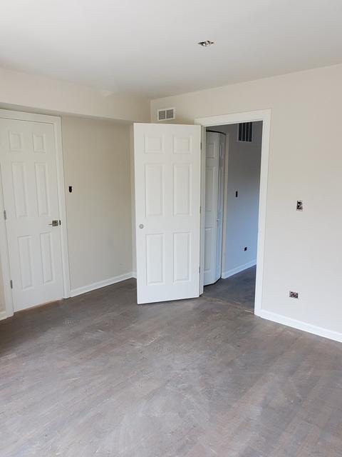 2606 W 69th St, Chicago, IL 60629 photo 2