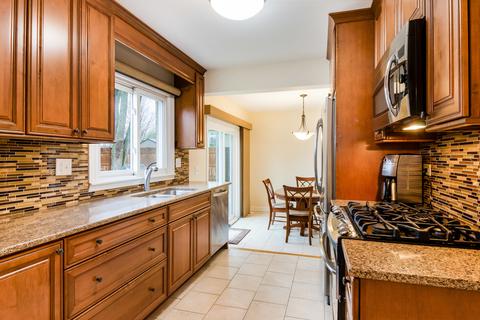 1511 Hackberry Rd, Deerfield, IL 60015 photo 5
