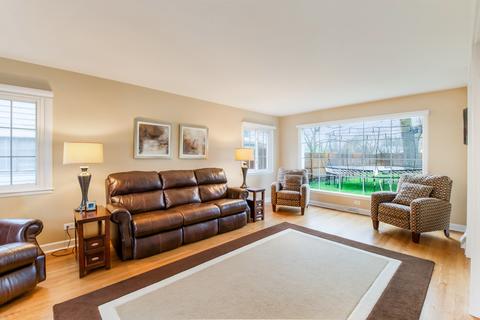 1511 Hackberry Rd, Deerfield, IL 60015 photo 4