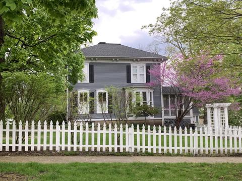 327 S 2nd St, Geneva, IL 60134 photo 6