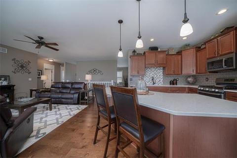 203 Woods Dr, Oregon, IL 61061 photo 3