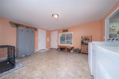201 Log Cabin Dr, Byron, IL 61010 photo 10