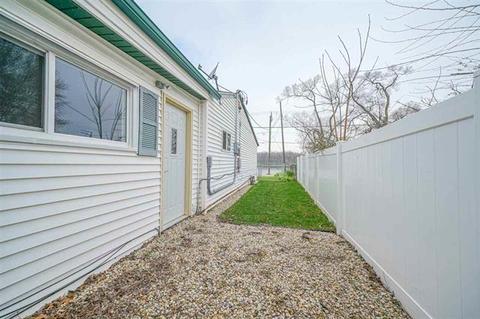201 Log Cabin Dr, Byron, IL 61010 photo 28