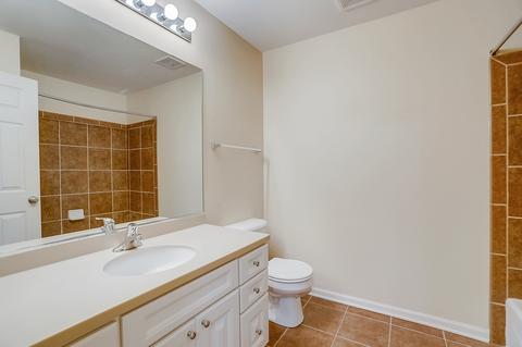 366 Comstock Dr, Elgin, IL 60124 photo 35