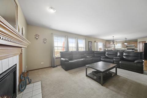 237 Violet Dr, Romeoville, IL 60446 photo 17
