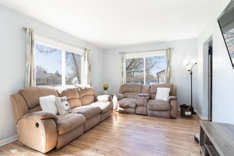 1710 Innercircle Dr, Crest Hill, IL 60403 photo 4