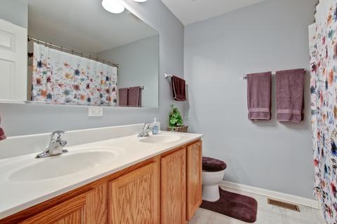 1812 Hillside Ln, Mchenry, IL 60051 photo 24