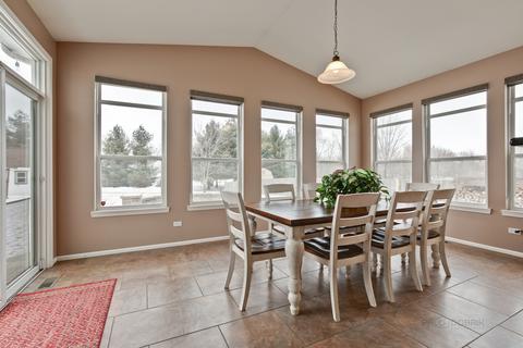 1812 Hillside Ln, Mchenry, IL 60051 photo 14