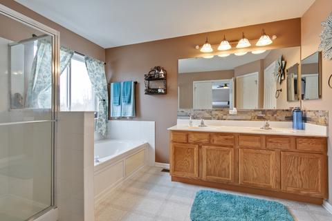 1812 Hillside Ln, Mchenry, IL 60051 photo 20
