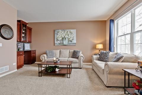 1812 Hillside Ln, Mchenry, IL 60051 photo 4