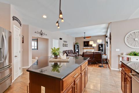 1812 Hillside Ln, Mchenry, IL 60051 photo 13
