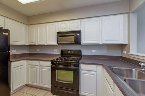 14512 Thomas Jefferson Dr, Plainfield, IL 60544 photo 4