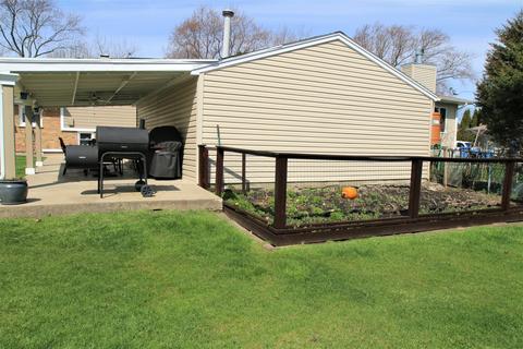 1005 S Robert Dr, Mount Prospect, IL 60056 photo 21