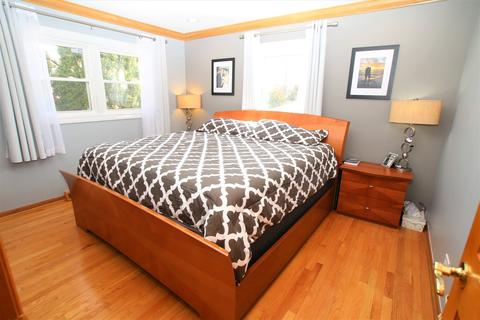 1005 S Robert Dr, Mount Prospect, IL 60056 photo 7