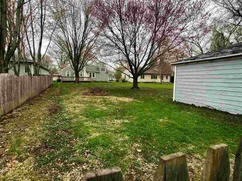 405 E 4th St, Byron, IL 61010 photo 10