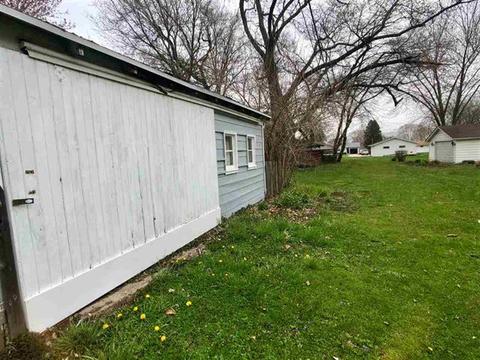 405 E 4th St, Byron, IL 61010 photo 11