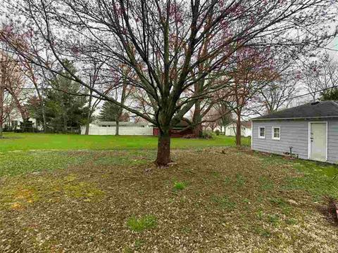 405 E 4th St, Byron, IL 61010 photo 8