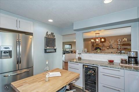 2768 W State Route 17, Kankakee, IL 60901 photo 5