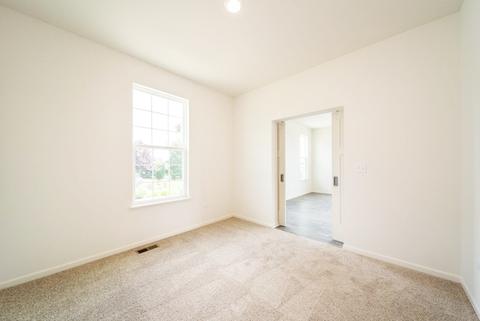 313 Tralee Ln, Mchenry, IL 60050 photo 4