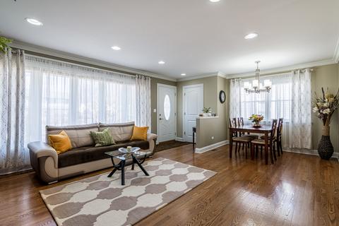 1135 S Wolf Rd, Des Plaines, IL 60016 photo 3